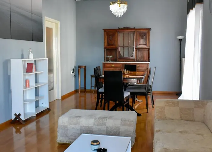 Downtown Apartment Karystos